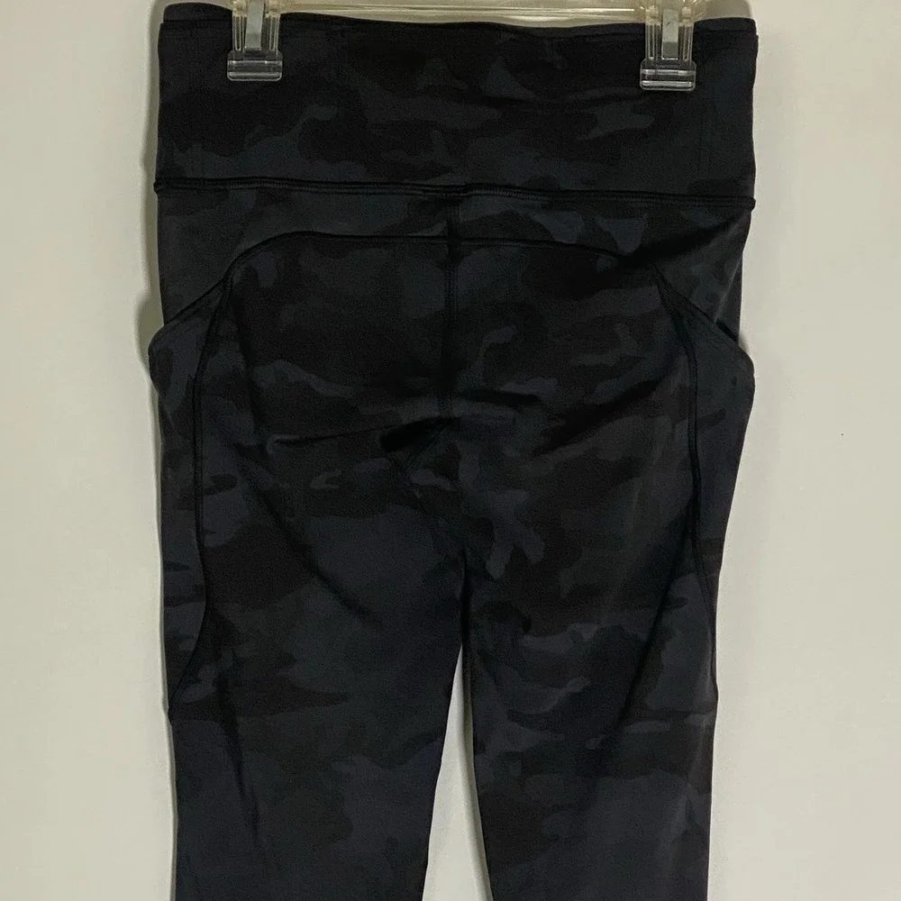 Lululemon Fast Free High Rise Tight Leggings Womens 4 Black Camo Non Reflective